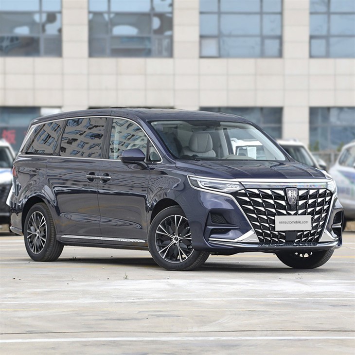 SAIC Roewe IMAX8 Minivan